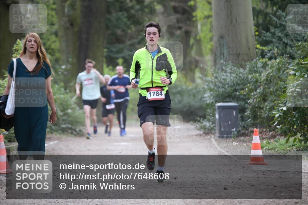 13.04.2025 - Hammer Lauf Jannik Wohlers http://msf.ph/oto/7648608 13.04.2025 11:26:23 Laufen 1784 meine-sportfotos.de