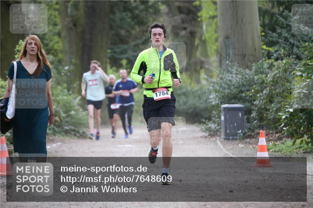 13.04.2025 - Hammer Lauf Jannik Wohlers http://msf.ph/oto/7648609 13.04.2025 11:26:23 Laufen 1784 meine-sportfotos.de