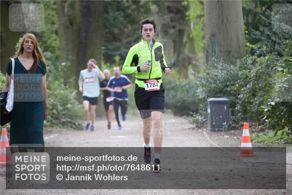 13.04.2025 - Hammer Lauf Jannik Wohlers http://msf.ph/oto/7648611 13.04.2025 11:26:23 Laufen 1784 meine-sportfotos.de