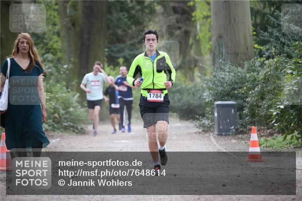 13.04.2025 - Hammer Lauf Jannik Wohlers http://msf.ph/oto/7648614 13.04.2025 11:26:23 Laufen 1784 meine-sportfotos.de