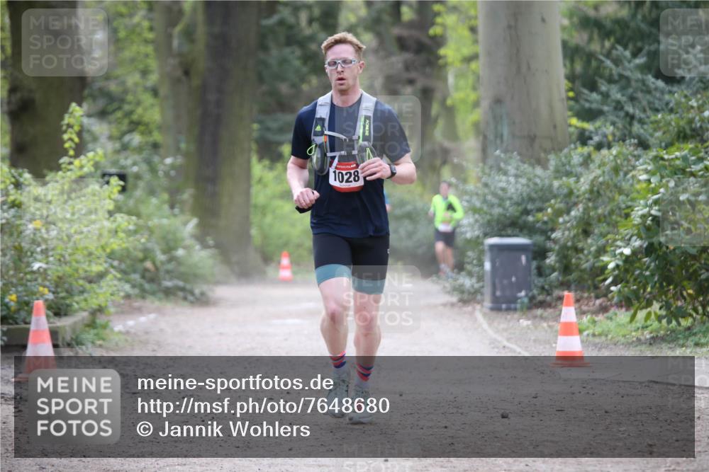 13.04.2025 - Hammer Lauf Jannik Wohlers http://msf.ph/oto/7648680 13.04.2025 11:26:11 Laufen 1028 meine-sportfotos.de