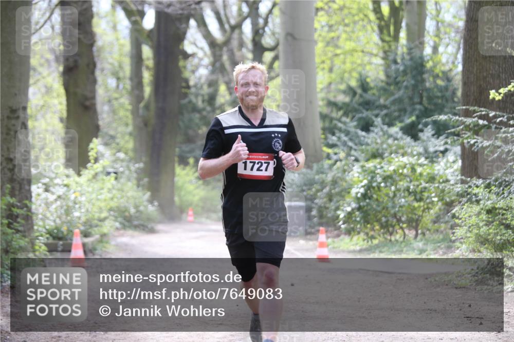 13.04.2025 - Hammer Lauf Jannik Wohlers http://msf.ph/oto/7649083 13.04.2025 11:24:27 Laufen 1727 meine-sportfotos.de