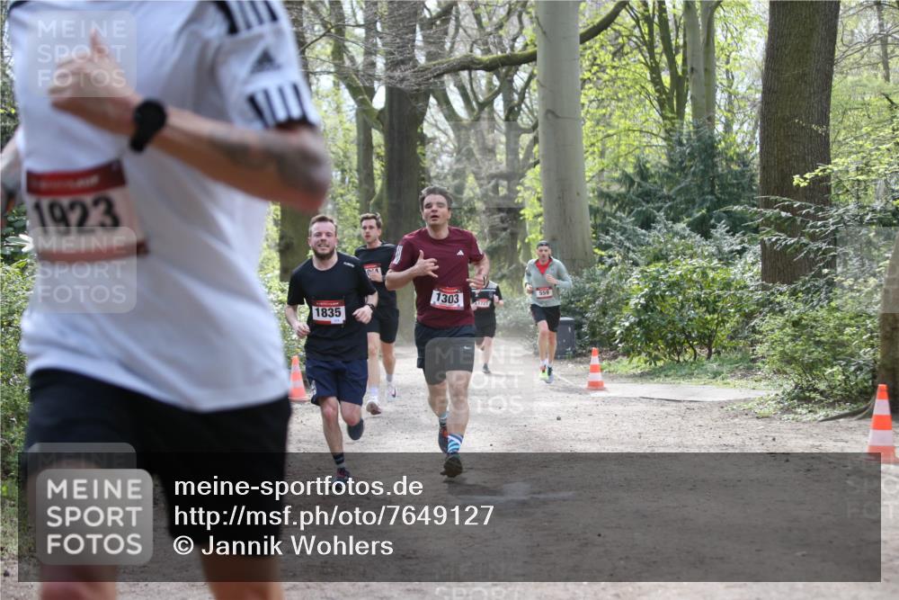13.04.2025 - Hammer Lauf Jannik Wohlers http://msf.ph/oto/7649127 13.04.2025 11:24:22 Laufen 1923, 1835, 1303, 559, 41727 meine-sportfotos.de