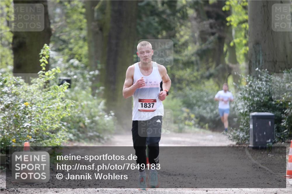 13.04.2025 - Hammer Lauf Jannik Wohlers http://msf.ph/oto/7649183 13.04.2025 11:24:00 Laufen 15, 1837 meine-sportfotos.de