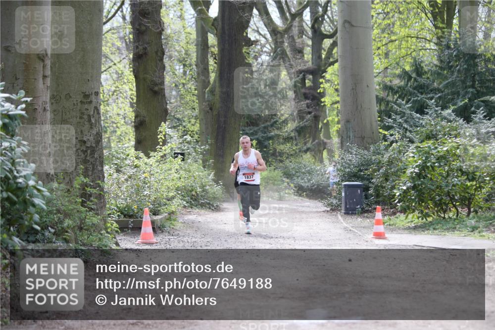 13.04.2025 - Hammer Lauf Jannik Wohlers http://msf.ph/oto/7649188 13.04.2025 11:23:58 Laufen 1837 meine-sportfotos.de