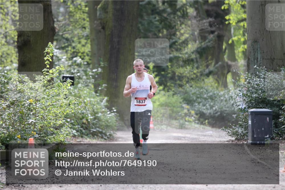 13.04.2025 - Hammer Lauf Jannik Wohlers http://msf.ph/oto/7649190 13.04.2025 11:23:58 Laufen 1837 meine-sportfotos.de