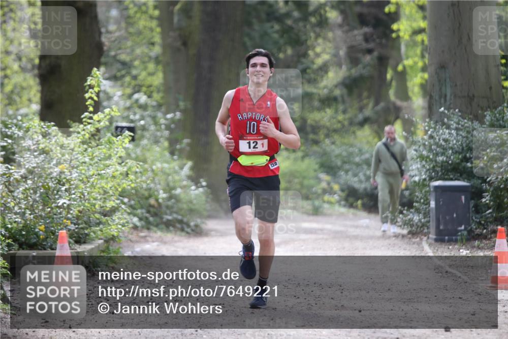13.04.2025 - Hammer Lauf Jannik Wohlers http://msf.ph/oto/7649221 13.04.2025 11:23:46 Laufen 10, 15, 121 meine-sportfotos.de