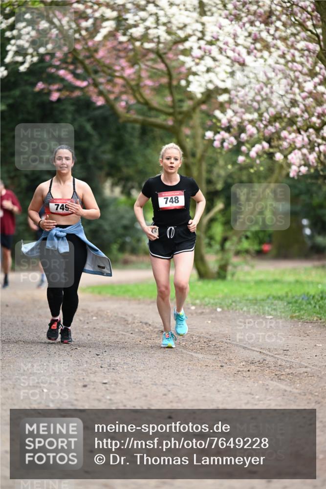 13.04.2025 - Hammer Lauf Dr. Thomas Lammeyer http://msf.ph/oto/7649228 13.04.2025 10:22:08 Laufen 749, 748 meine-sportfotos.de