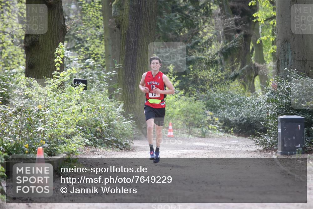13.04.2025 - Hammer Lauf Jannik Wohlers http://msf.ph/oto/7649229 13.04.2025 11:23:43 Laufen 121 meine-sportfotos.de