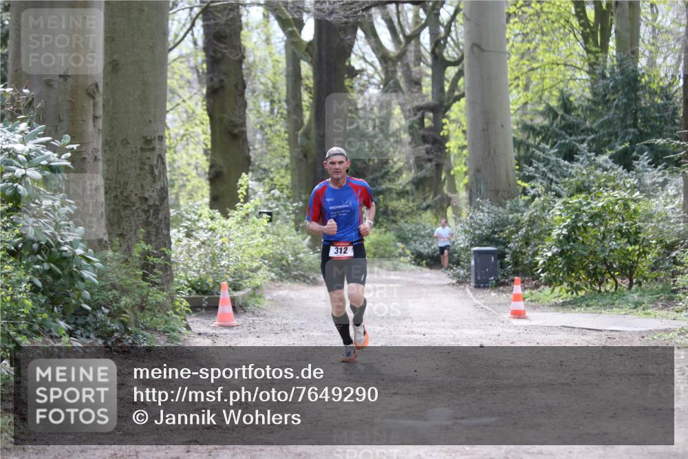 13.04.2025 - Hammer Lauf Jannik Wohlers http://msf.ph/oto/7649290 13.04.2025 11:23:16 Laufen 312 meine-sportfotos.de