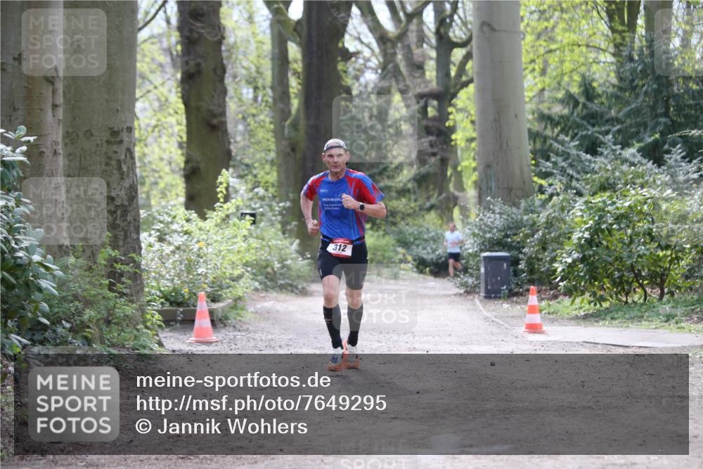 13.04.2025 - Hammer Lauf Jannik Wohlers http://msf.ph/oto/7649295 13.04.2025 11:23:16 Laufen 312 meine-sportfotos.de