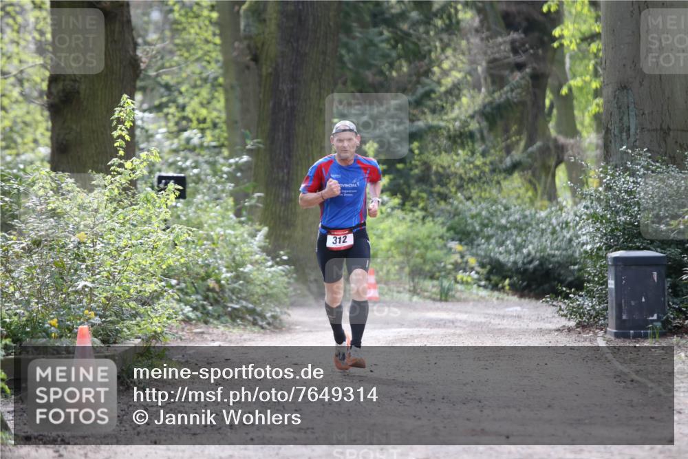 13.04.2025 - Hammer Lauf Jannik Wohlers http://msf.ph/oto/7649314 13.04.2025 11:23:13 Laufen 312 meine-sportfotos.de