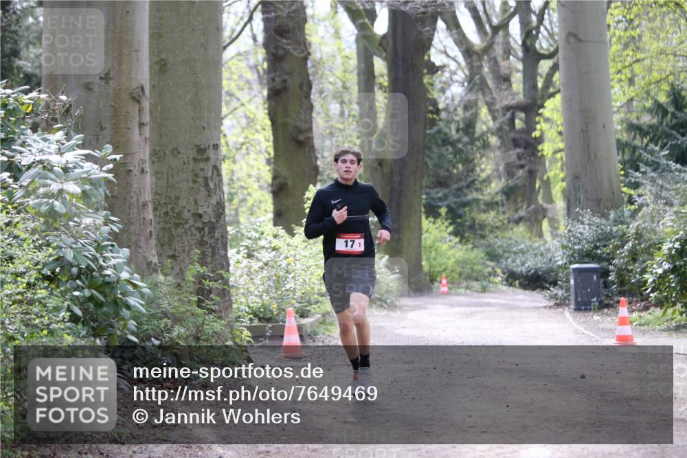 13.04.2025 - Hammer Lauf Jannik Wohlers http://msf.ph/oto/7649469 13.04.2025 11:21:06 Laufen 171 meine-sportfotos.de