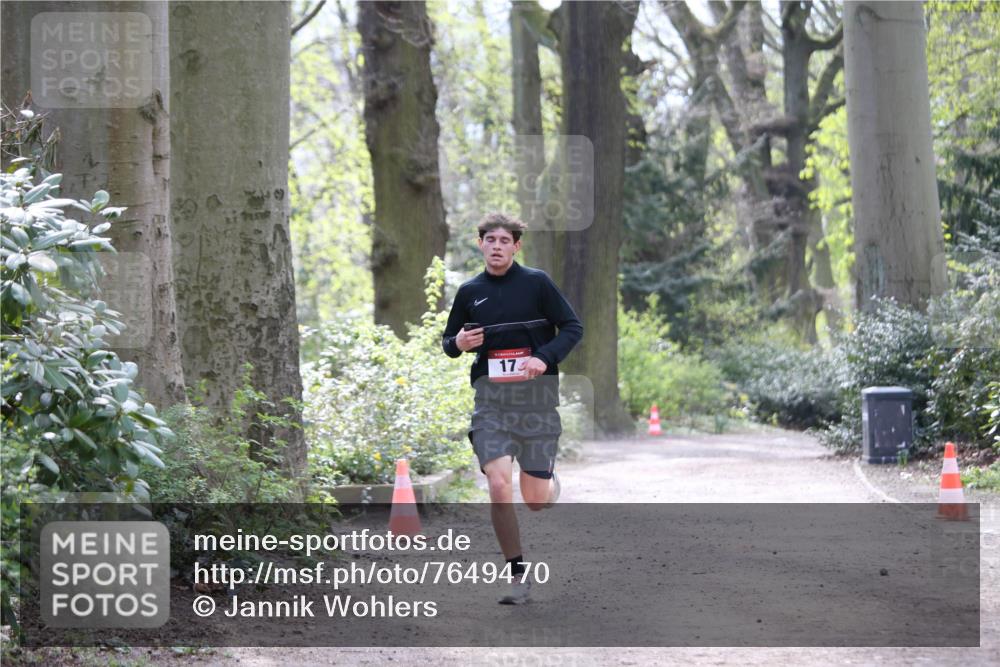 13.04.2025 - Hammer Lauf Jannik Wohlers http://msf.ph/oto/7649470 13.04.2025 11:21:06 Laufen 17 meine-sportfotos.de