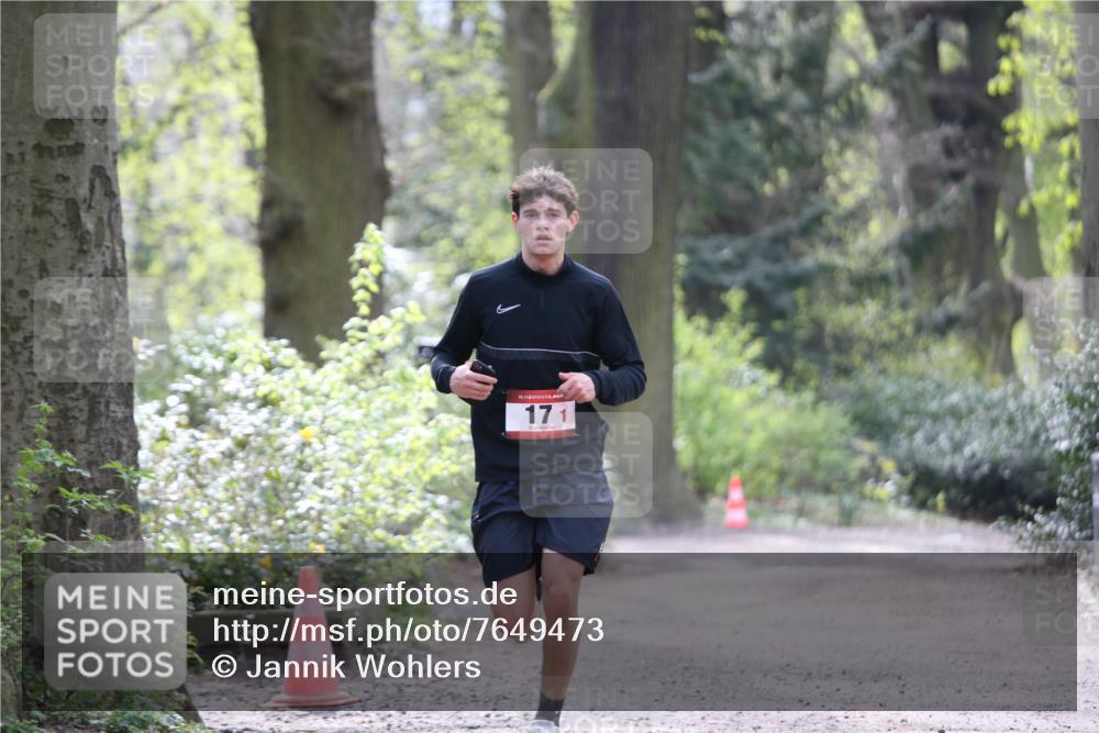 13.04.2025 - Hammer Lauf Jannik Wohlers http://msf.ph/oto/7649473 13.04.2025 11:21:05 Laufen 15, 171 meine-sportfotos.de
