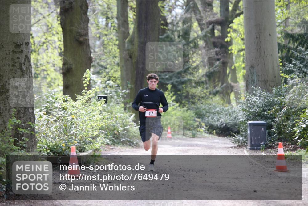 13.04.2025 - Hammer Lauf Jannik Wohlers http://msf.ph/oto/7649479 13.04.2025 11:21:04 Laufen 171 meine-sportfotos.de