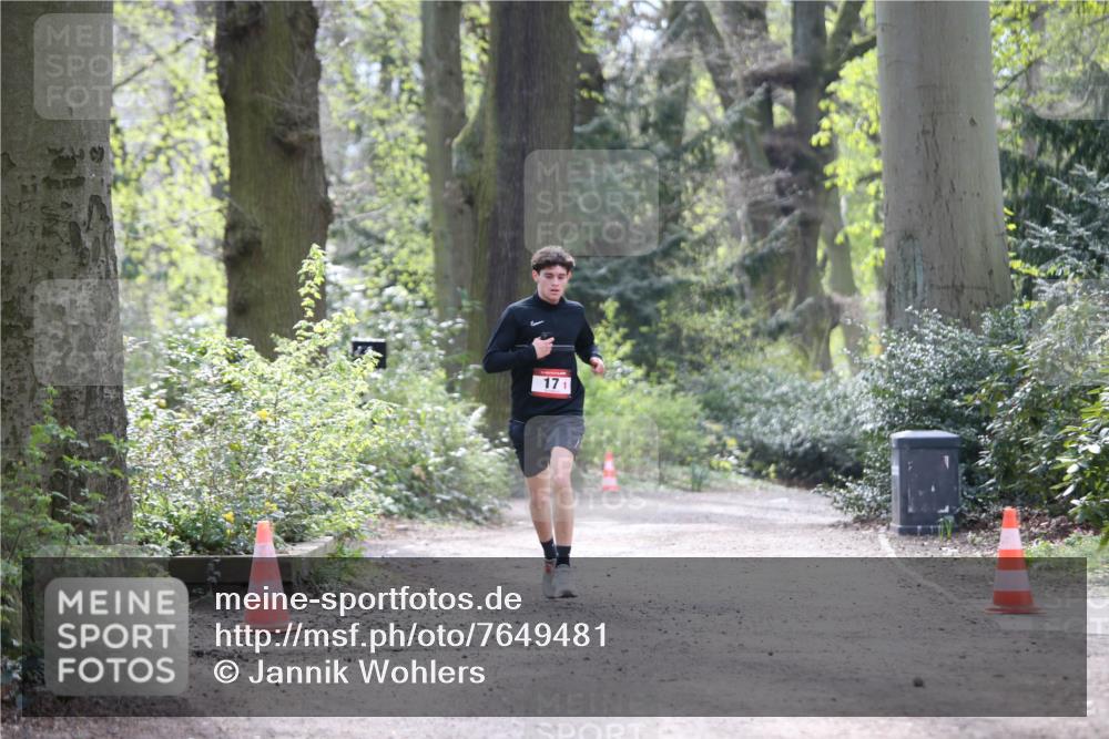 13.04.2025 - Hammer Lauf Jannik Wohlers http://msf.ph/oto/7649481 13.04.2025 11:21:04 Laufen 171 meine-sportfotos.de