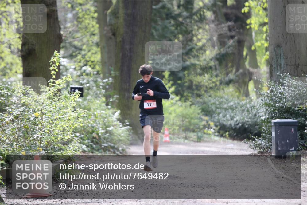 13.04.2025 - Hammer Lauf Jannik Wohlers http://msf.ph/oto/7649482 13.04.2025 11:21:03 Laufen 171 meine-sportfotos.de