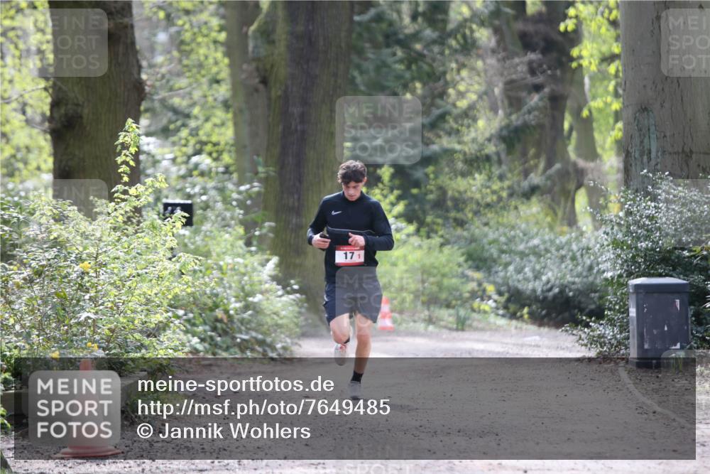 13.04.2025 - Hammer Lauf Jannik Wohlers http://msf.ph/oto/7649485 13.04.2025 11:21:02 Laufen 171 meine-sportfotos.de