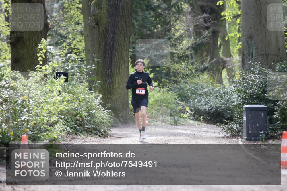 13.04.2025 - Hammer Lauf Jannik Wohlers http://msf.ph/oto/7649491 13.04.2025 11:21:01 Laufen 171 meine-sportfotos.de