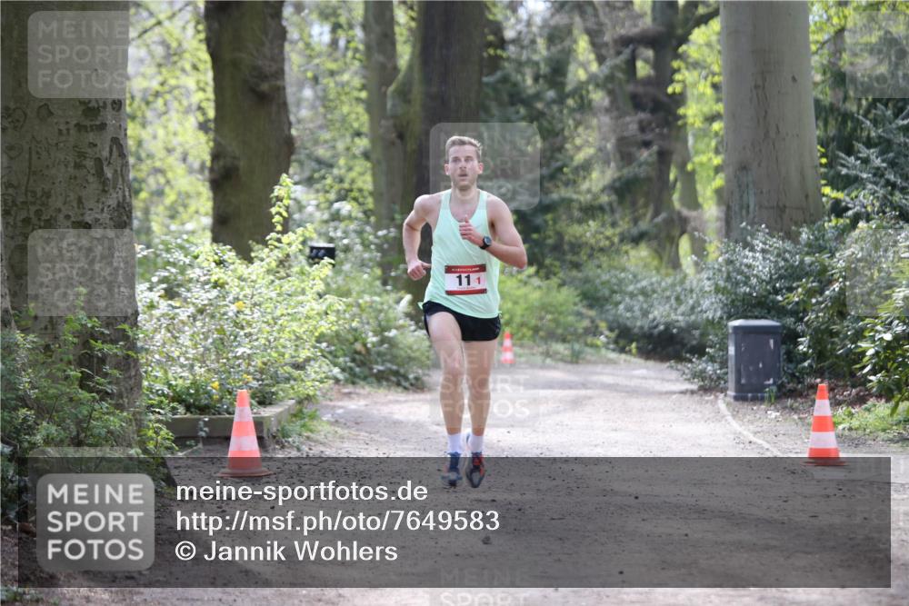 13.04.2025 - Hammer Lauf Jannik Wohlers http://msf.ph/oto/7649583 13.04.2025 11:18:38 Laufen 11 meine-sportfotos.de