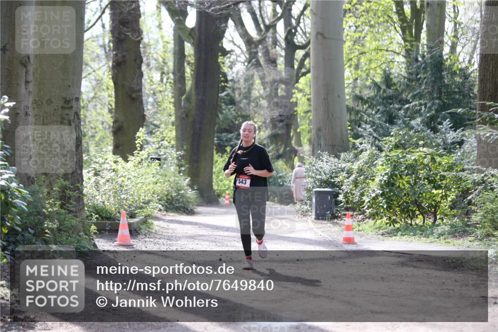 13.04.2025 - Hammer Lauf Jannik Wohlers http://msf.ph/oto/7649840 13.04.2025 10:59:22 Laufen 543 meine-sportfotos.de