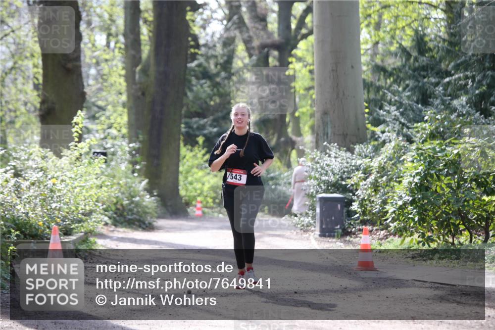 13.04.2025 - Hammer Lauf Jannik Wohlers http://msf.ph/oto/7649841 13.04.2025 10:59:22 Laufen 543 meine-sportfotos.de