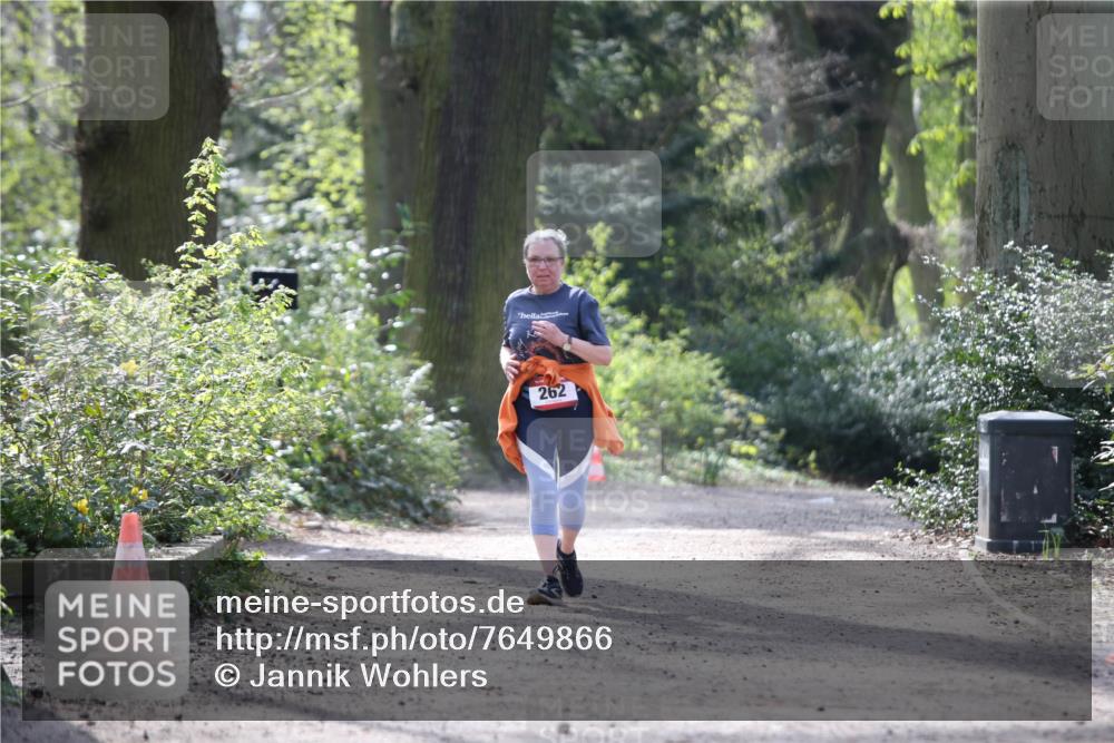 13.04.2025 - Hammer Lauf Jannik Wohlers http://msf.ph/oto/7649866 13.04.2025 10:58:34 Laufen 262 meine-sportfotos.de