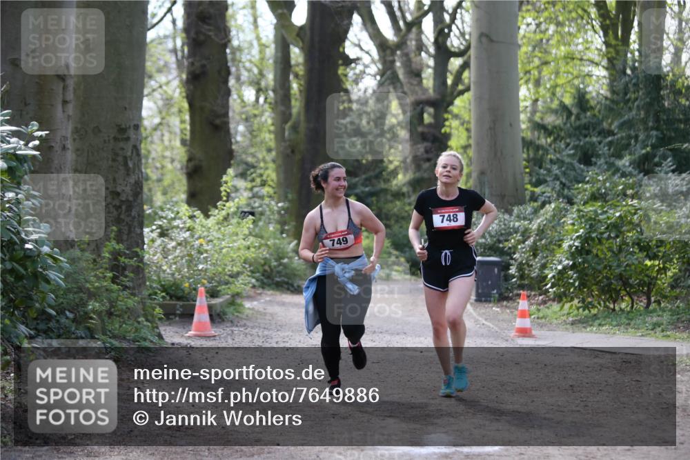 13.04.2025 - Hammer Lauf Jannik Wohlers http://msf.ph/oto/7649886 13.04.2025 10:58:04 Laufen 749, 748 meine-sportfotos.de