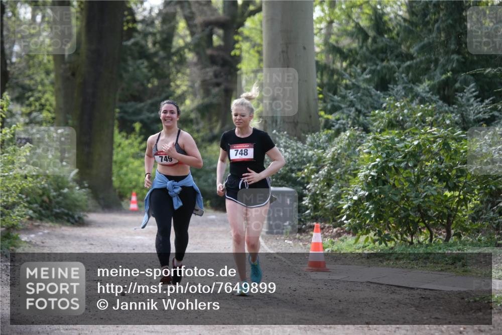13.04.2025 - Hammer Lauf Jannik Wohlers http://msf.ph/oto/7649899 13.04.2025 10:58:03 Laufen 748, 749 meine-sportfotos.de