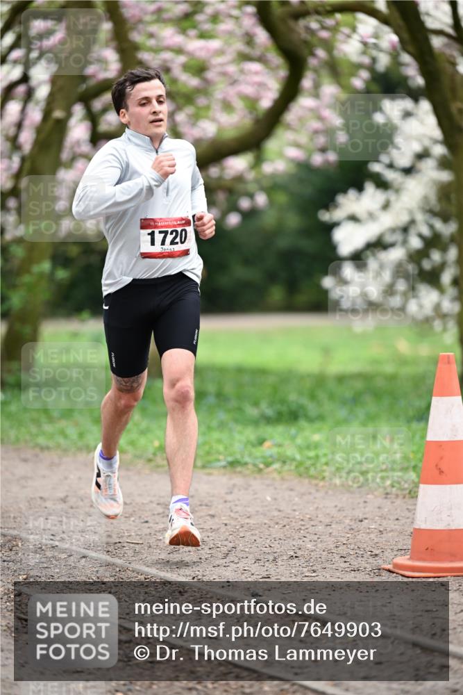 13.04.2025 - Hammer Lauf Dr. Thomas Lammeyer http://msf.ph/oto/7649903 13.04.2025 10:23:59 Laufen 15, 1720 meine-sportfotos.de