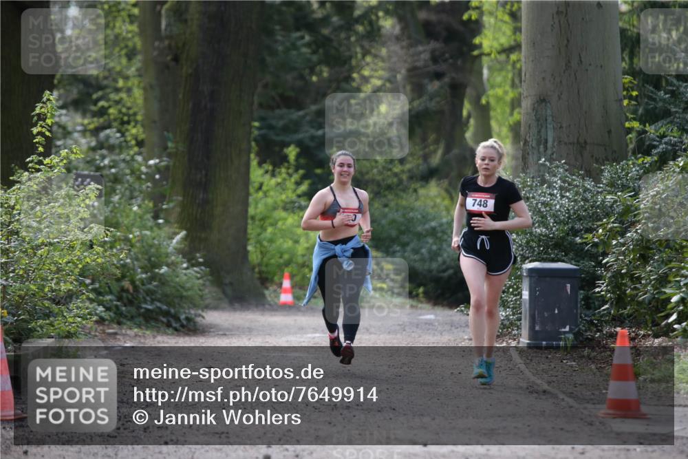 13.04.2025 - Hammer Lauf Jannik Wohlers http://msf.ph/oto/7649914 13.04.2025 10:57:59 Laufen 748 meine-sportfotos.de