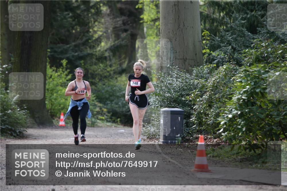13.04.2025 - Hammer Lauf Jannik Wohlers http://msf.ph/oto/7649917 13.04.2025 10:57:58 Laufen 749, 748 meine-sportfotos.de