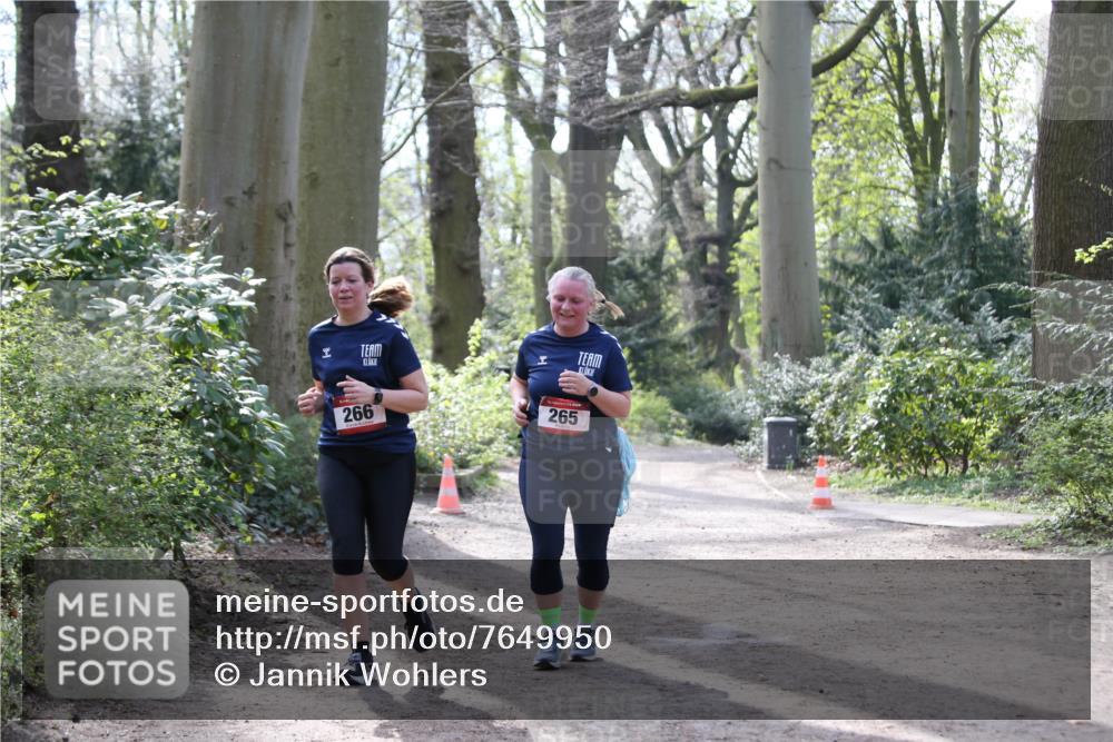 13.04.2025 - Hammer Lauf Jannik Wohlers http://msf.ph/oto/7649950 13.04.2025 10:56:41 Laufen 266, 265 meine-sportfotos.de