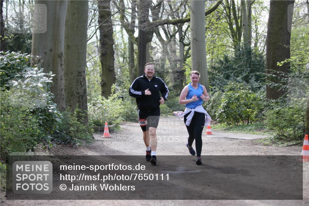 13.04.2025 - Hammer Lauf Jannik Wohlers http://msf.ph/oto/7650111 13.04.2025 10:55:42 Laufen 708 meine-sportfotos.de