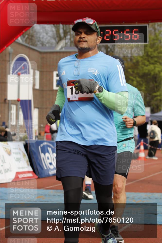 13.04.2025 - Hammer Lauf A. Gomolzig http://msf.ph/oto/7650120 13.04.2025 10:11:55 Ziel 131, 162, 286, 520, 1096, 1795, 1841 meine-sportfotos.de