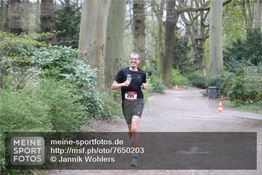 13.04.2025 - Hammer Lauf Jannik Wohlers http://msf.ph/oto/7650203 13.04.2025 10:04:09 Laufen 295 meine-sportfotos.de