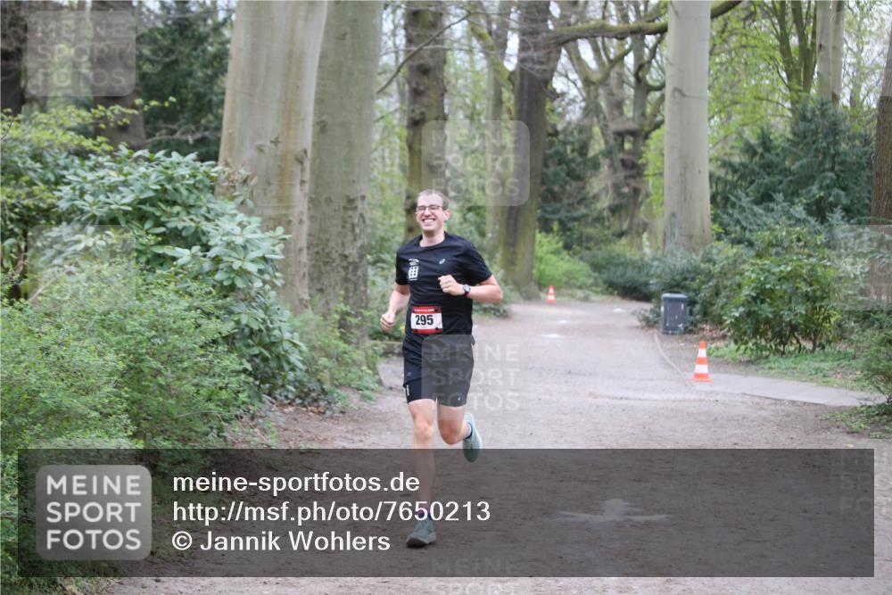 13.04.2025 - Hammer Lauf Jannik Wohlers http://msf.ph/oto/7650213 13.04.2025 10:04:09 Laufen 295 meine-sportfotos.de