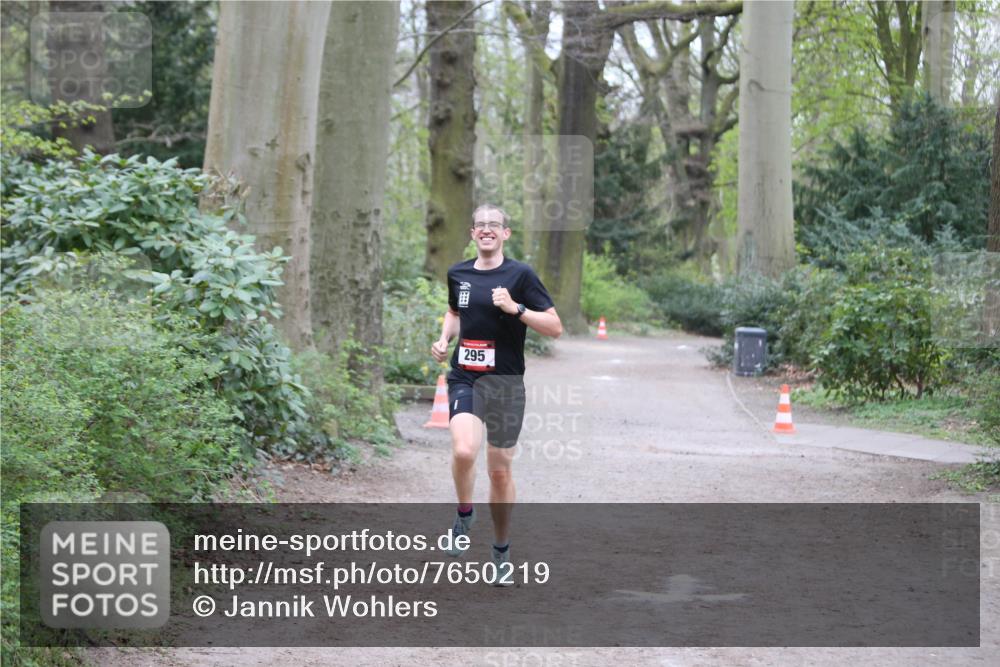13.04.2025 - Hammer Lauf Jannik Wohlers http://msf.ph/oto/7650219 13.04.2025 10:04:09 Laufen 295 meine-sportfotos.de