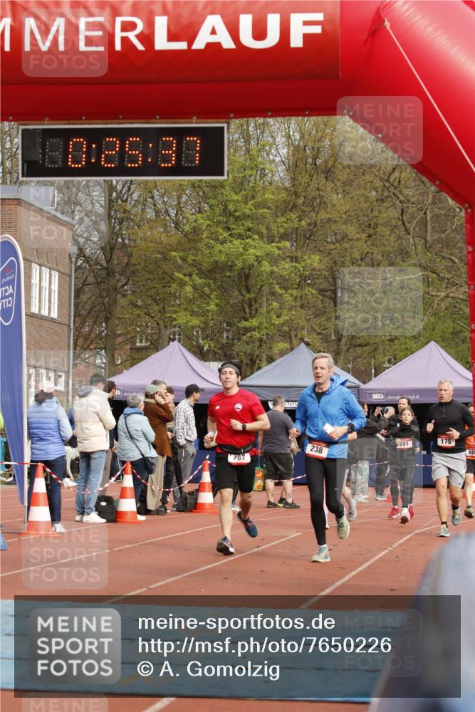 13.04.2025 - Hammer Lauf A. Gomolzig http://msf.ph/oto/7650226 13.04.2025 10:11:37 Ziel 175, 238, 577, 741, 767 meine-sportfotos.de