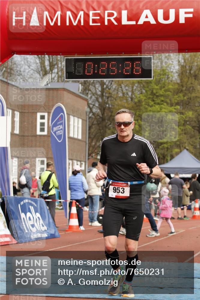 13.04.2025 - Hammer Lauf A. Gomolzig http://msf.ph/oto/7650231 13.04.2025 10:11:26 Ziel 430, 824, 953, 1801, 1864 meine-sportfotos.de