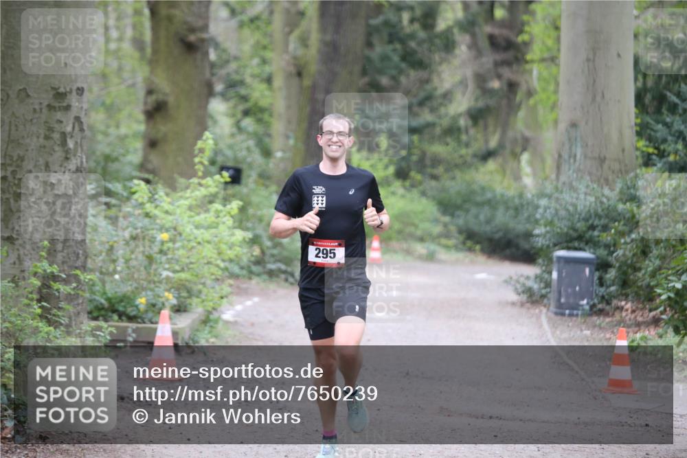 13.04.2025 - Hammer Lauf Jannik Wohlers http://msf.ph/oto/7650239 13.04.2025 10:04:08 Laufen 295 meine-sportfotos.de