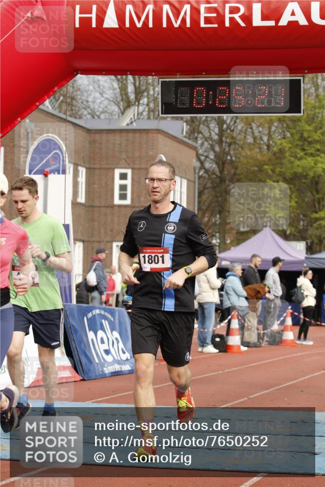 13.04.2025 - Hammer Lauf A. Gomolzig http://msf.ph/oto/7650252 13.04.2025 10:11:21 Ziel 430, 627, 648, 792, 824, 936, 953, 1106, 1279, 1345, 1708, 1801, 1849, 1864, 1903 meine-sportfotos.de
