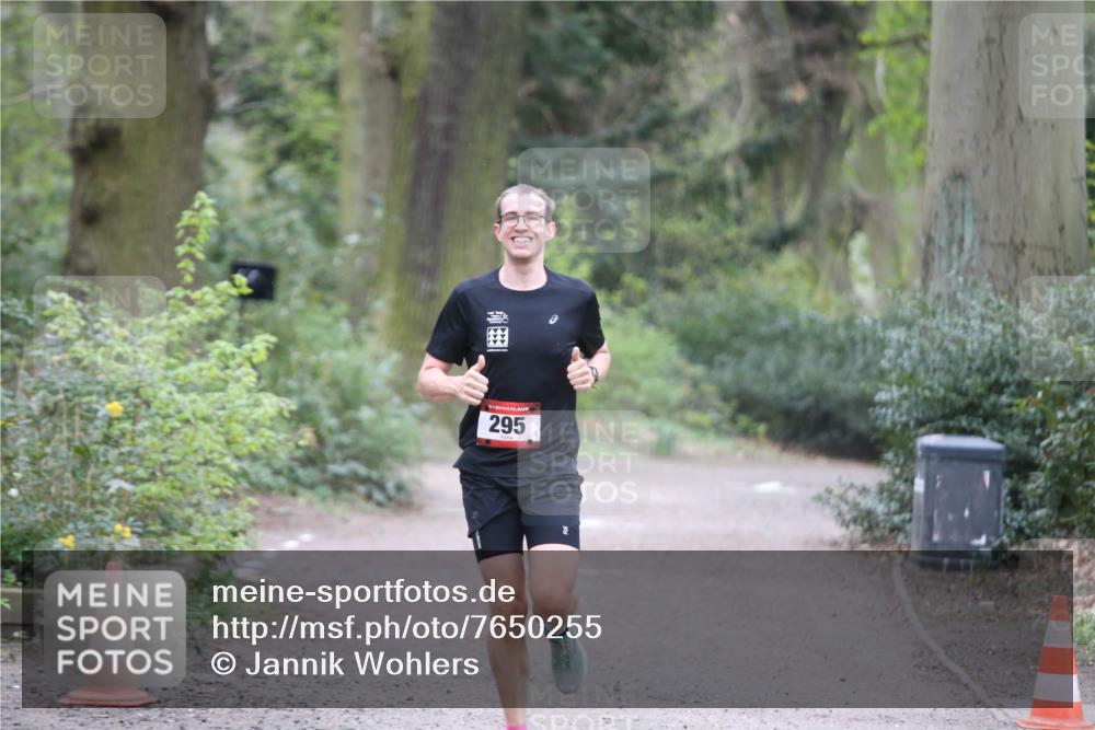13.04.2025 - Hammer Lauf Jannik Wohlers http://msf.ph/oto/7650255 13.04.2025 10:04:07 Laufen 295 meine-sportfotos.de
