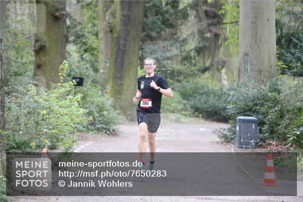 13.04.2025 - Hammer Lauf Jannik Wohlers http://msf.ph/oto/7650283 13.04.2025 10:04:06 Laufen 295 meine-sportfotos.de