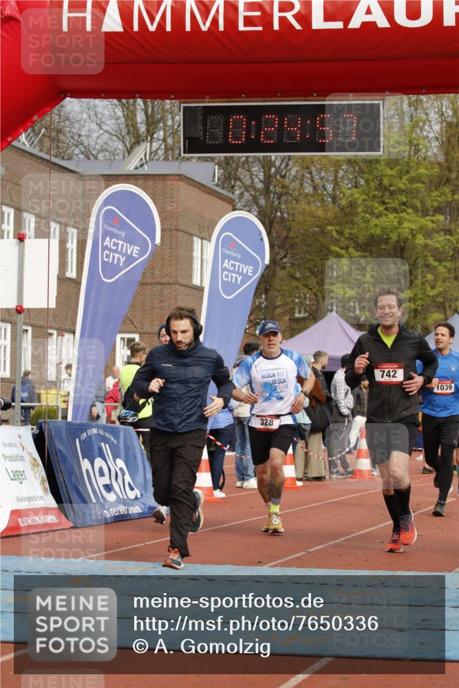 13.04.2025 - Hammer Lauf A. Gomolzig http://msf.ph/oto/7650336 13.04.2025 10:10:56 Ziel 197, 314, 328, 624, 655, 742, 1039, 1143, 1182, 1944 meine-sportfotos.de