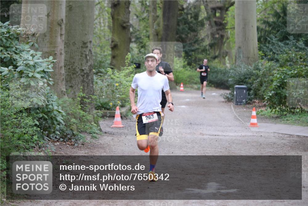 13.04.2025 - Hammer Lauf Jannik Wohlers http://msf.ph/oto/7650342 13.04.2025 10:04:01 Laufen 263 meine-sportfotos.de