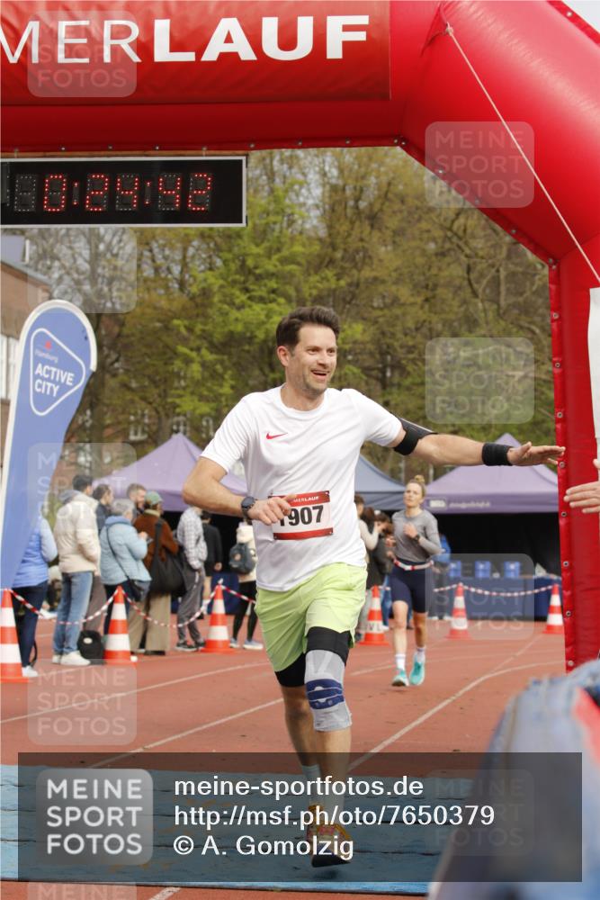 13.04.2025 - Hammer Lauf A. Gomolzig http://msf.ph/oto/7650379 13.04.2025 10:10:42 Ziel 122, 383, 765, 1728, 1907, 1964 meine-sportfotos.de