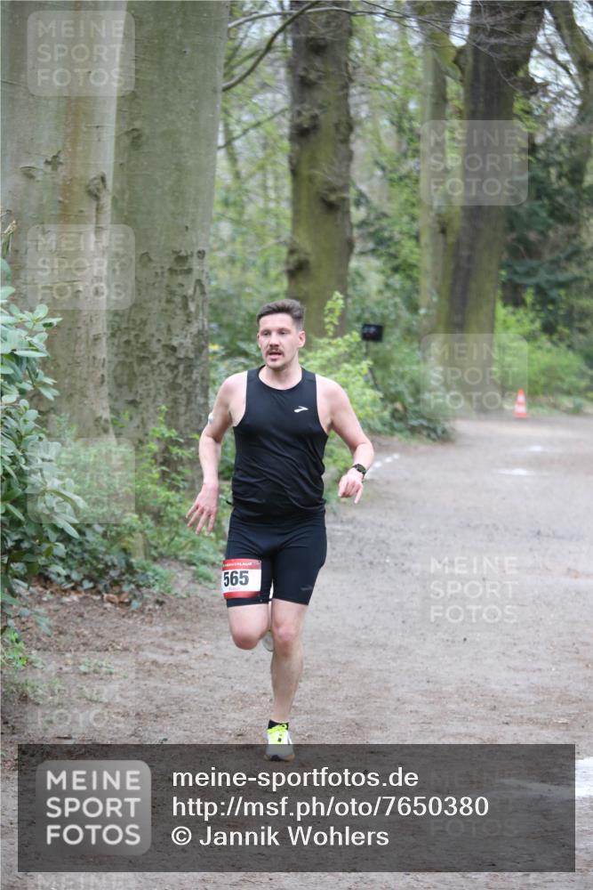 13.04.2025 - Hammer Lauf Jannik Wohlers http://msf.ph/oto/7650380 13.04.2025 10:03:53 Laufen 565 meine-sportfotos.de