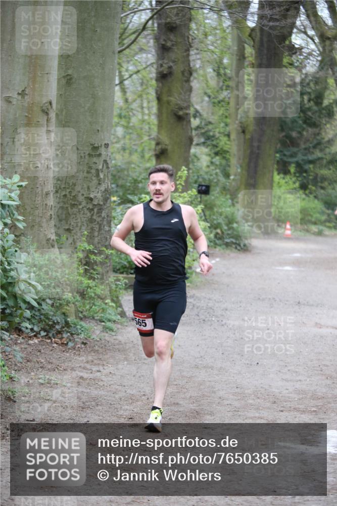 13.04.2025 - Hammer Lauf Jannik Wohlers http://msf.ph/oto/7650385 13.04.2025 10:03:53 Laufen 565 meine-sportfotos.de
